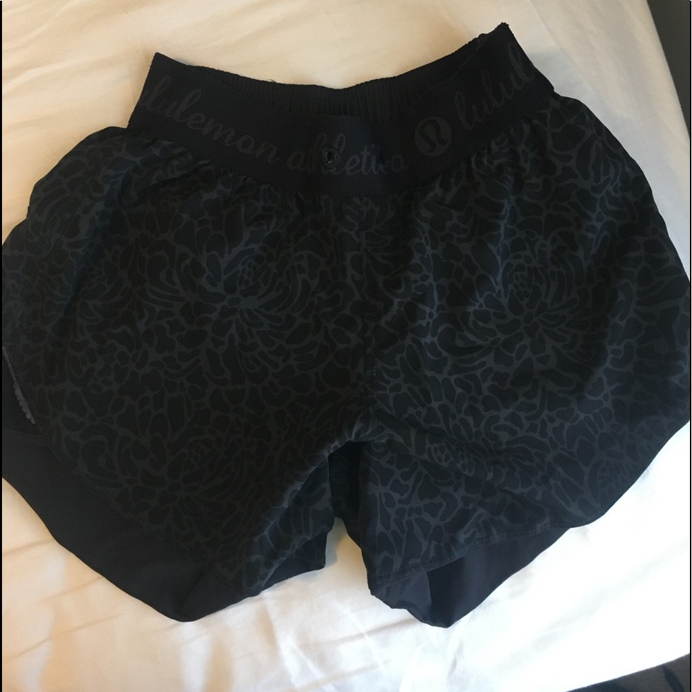 Lululemon reversible shorts